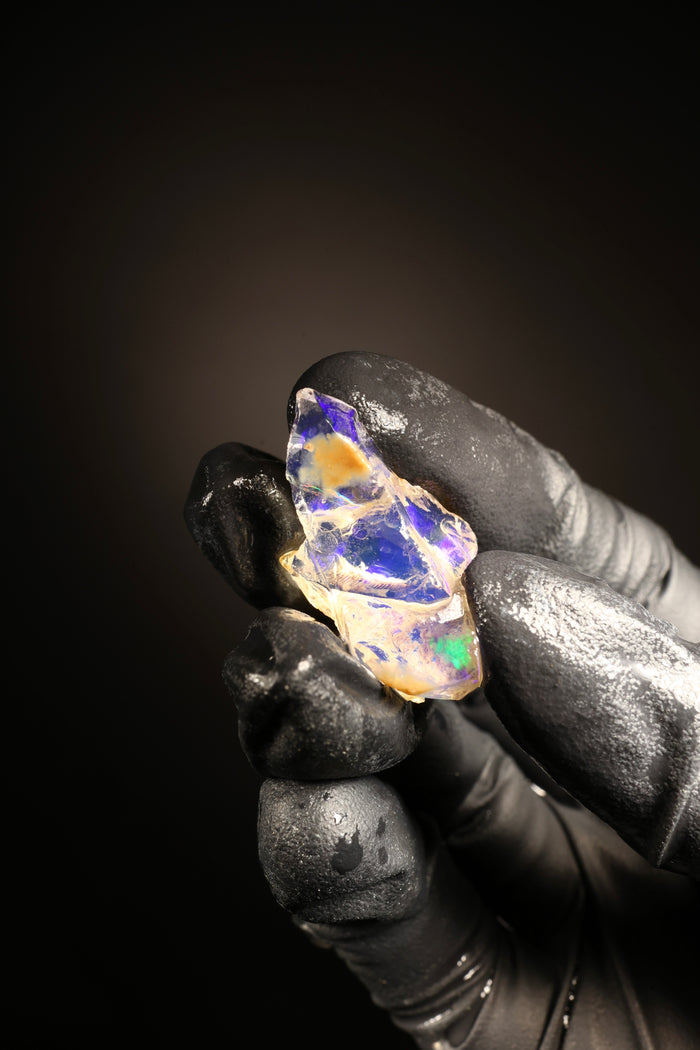 3.51g Rough Ethiopian Welo Specimen Opal