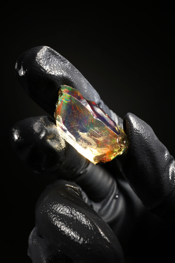 4.00g Rough Ethiopian Welo Specimen Opal