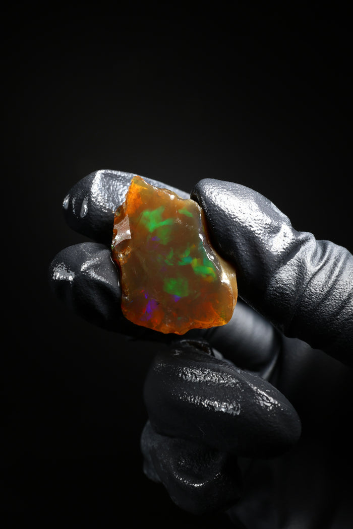 4.51g Rough Ethiopian Welo Specimen Opal