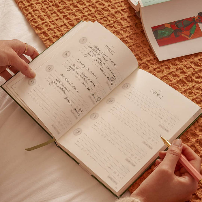 Papier Guided Reading Journal