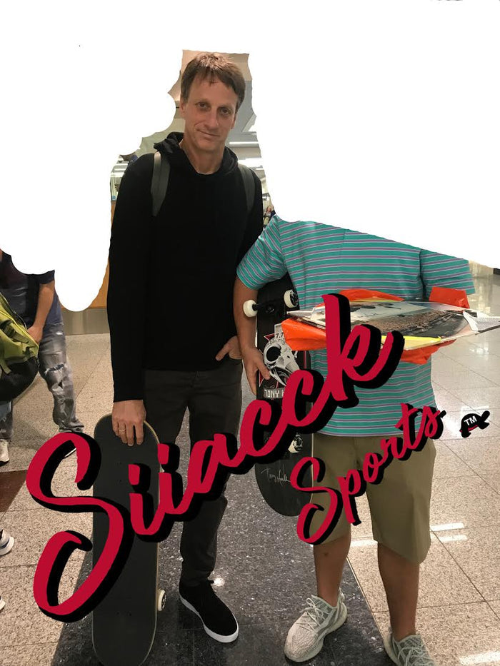 Tony Hawk Signed 11x14 Photo Beckett