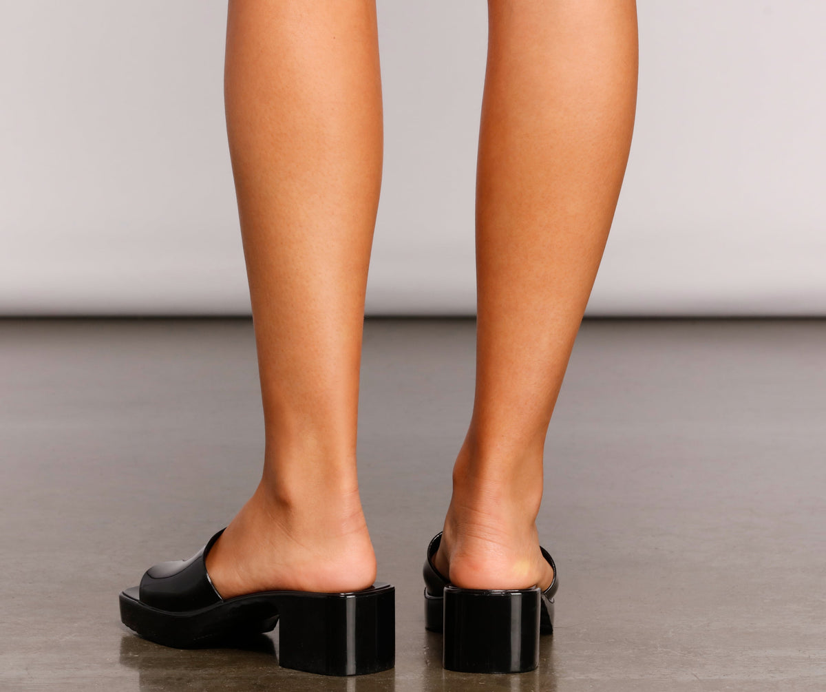 '90s Babe Jelly Square Toe Mule