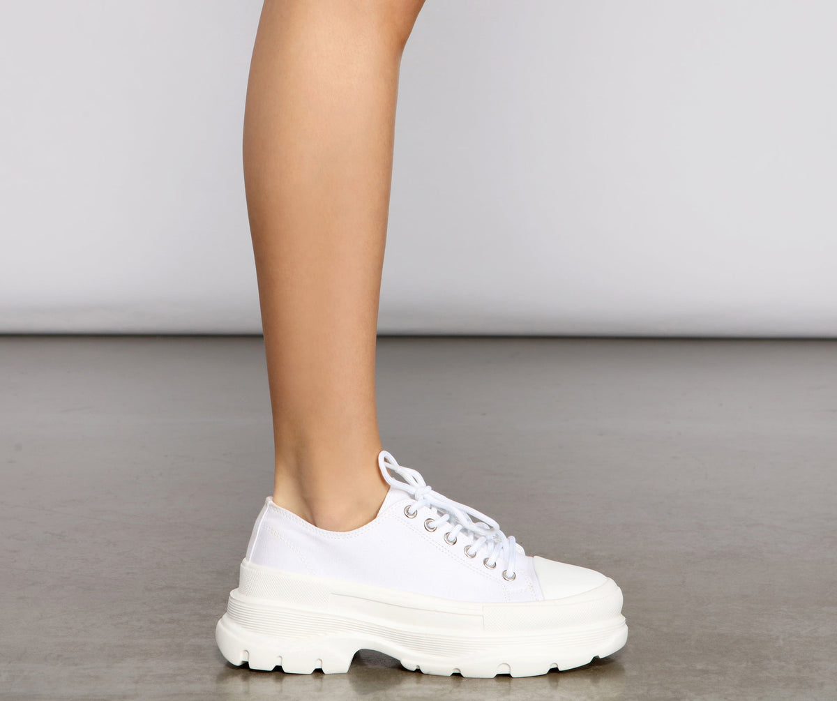 The Classic Lace-Up Chunky Sneakers