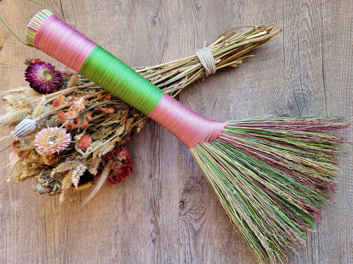 10.24.25 Turkey Wing Brooms with Robert Sheckler