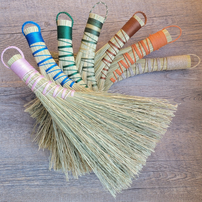 10.24.25 Turkey Wing Brooms with Robert Sheckler