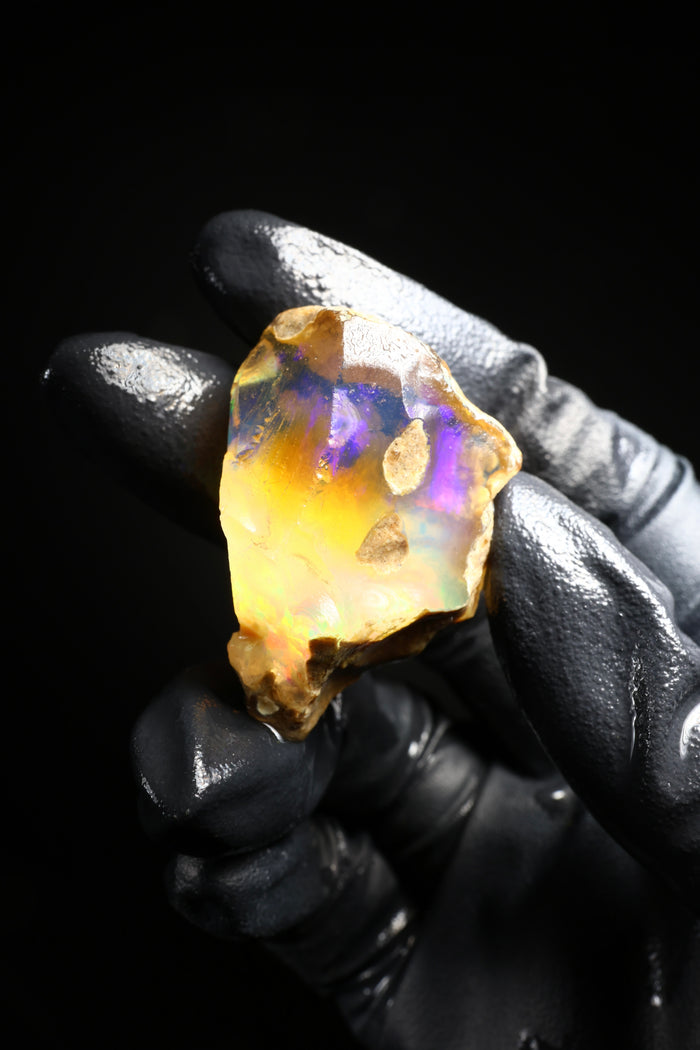 15.55g Rough Ethiopian Welo Specimen Opal