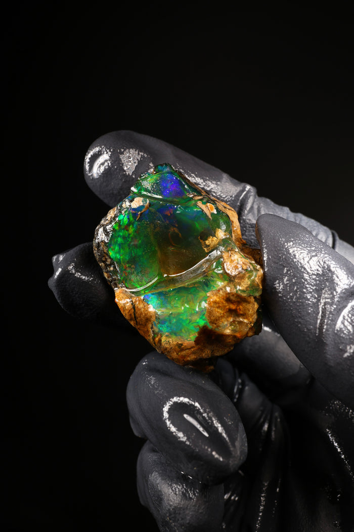 16.65g Rough Ethiopian Welo Specimen Opal