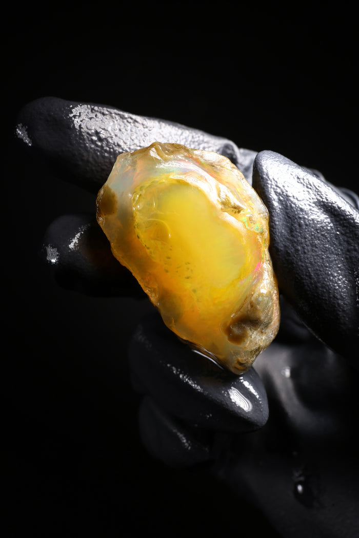 17.28g Rough Ethiopian Welo Specimen Opal