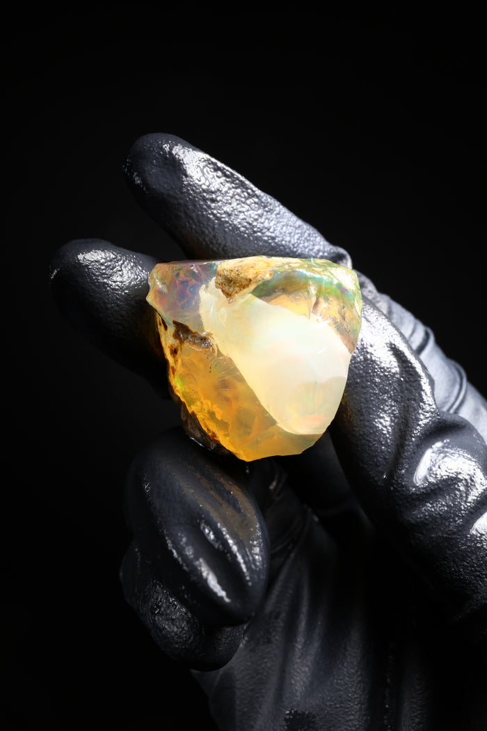 18.02g Rough Ethiopian Welo Specimen Opal