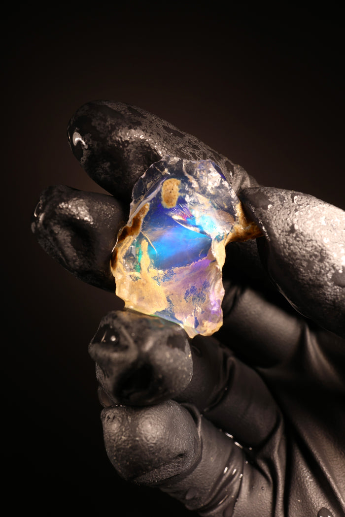 4.66g Rough Ethiopian Welo Specimen Opal