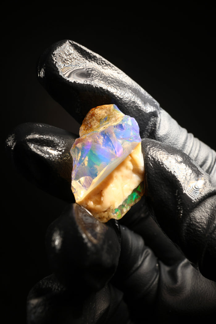 5.37g Rough Ethiopian Welo Specimen Opal