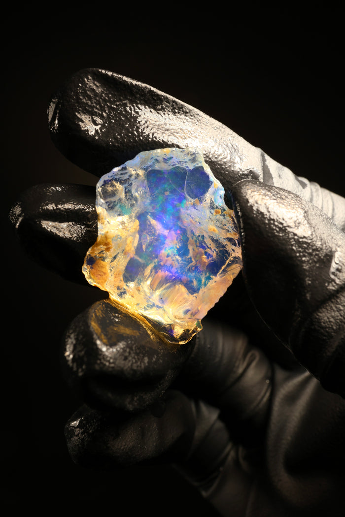 5.51g Rough Ethiopian Welo Specimen Opal