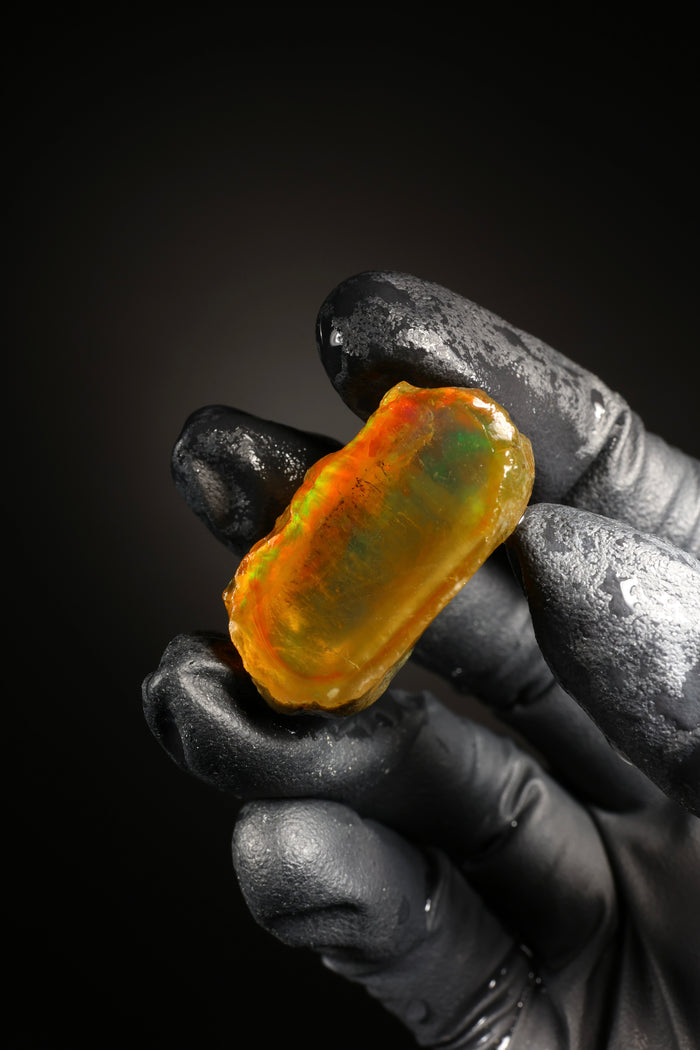 9.52g Rough Ethiopian Welo Specimen Opal