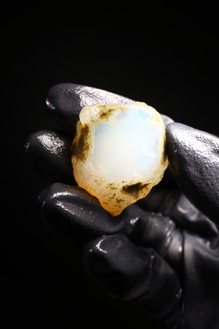 9.89g Rough Ethiopian Welo Specimen Opal