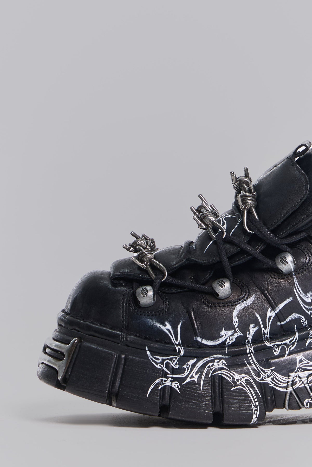 Glaive Tower Boots