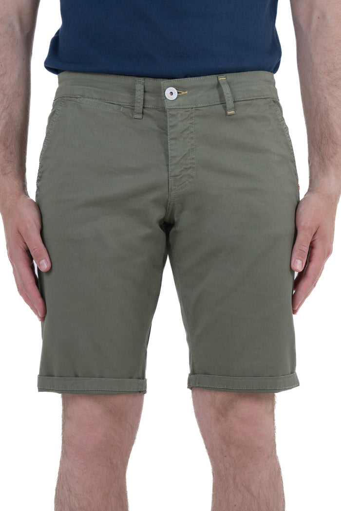 Bermuda in cotone slim Cristian Raso verde SS26