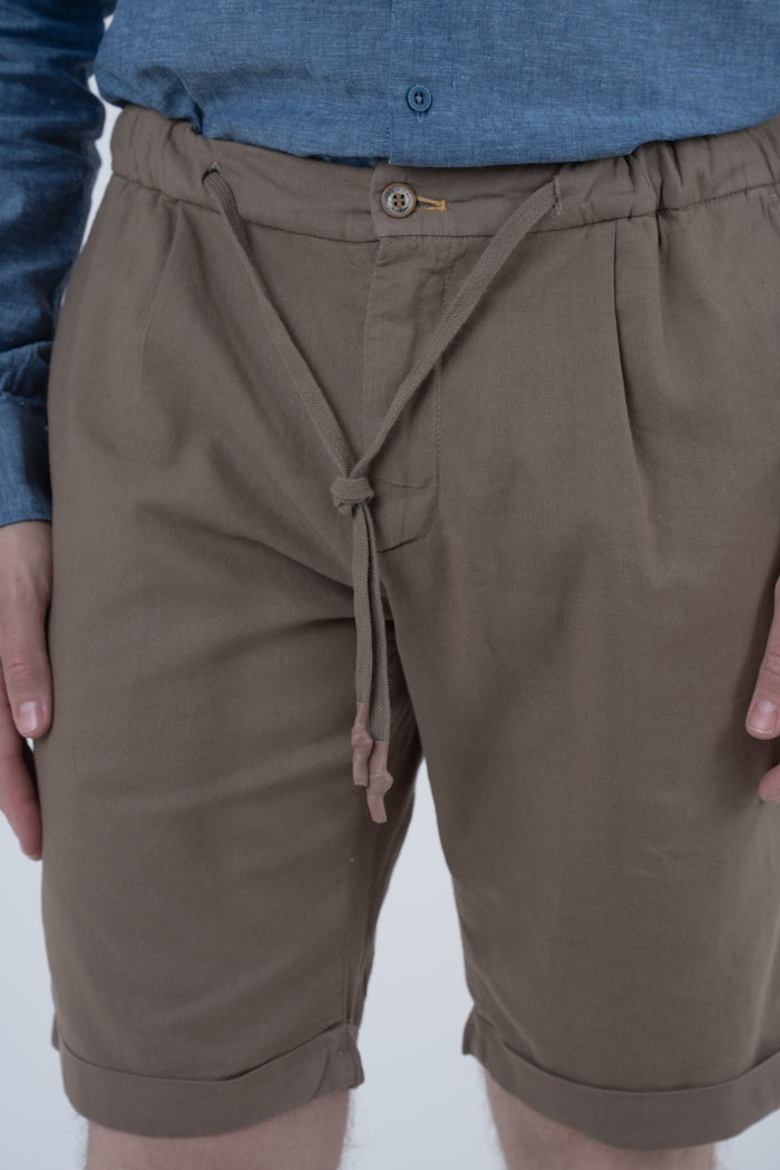 Bermuda in lino slim Split fango SS26
