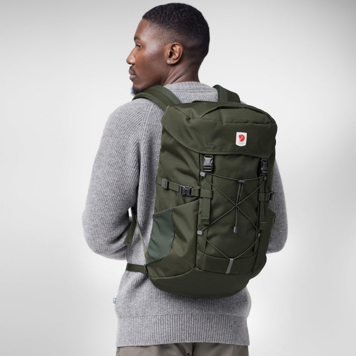 FJALLRAVEN SKULE TOP 26 BACKPACK - Cottage Toys - Peterborough - Ontario - Canada