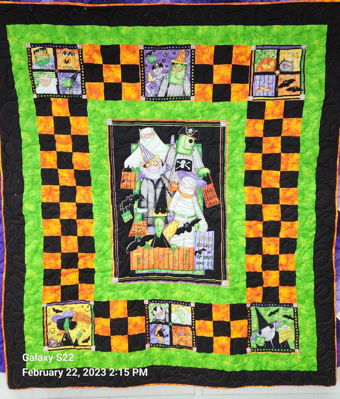 Halloween Party Throw sized quilt