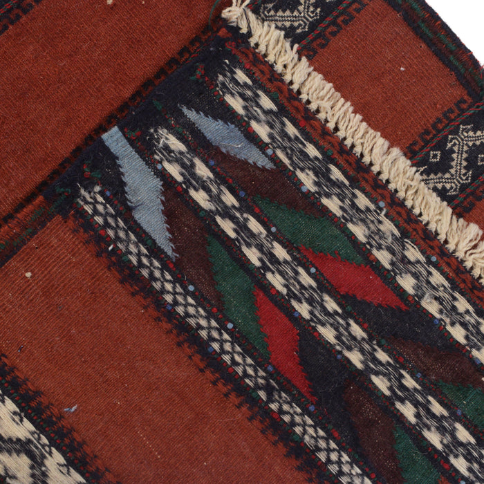 Table Sheet Runner Handmade Maroon Curvilinear 4' Runner