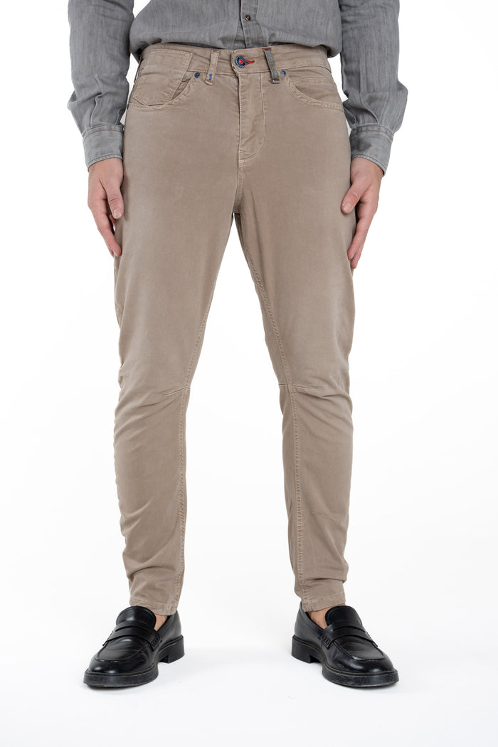 Pantaloni carrot Kron FW26
