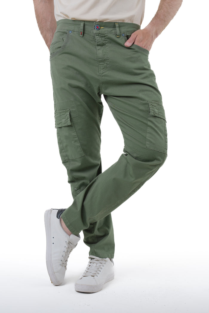 Pantaloni carrot New Evolution verde SS26