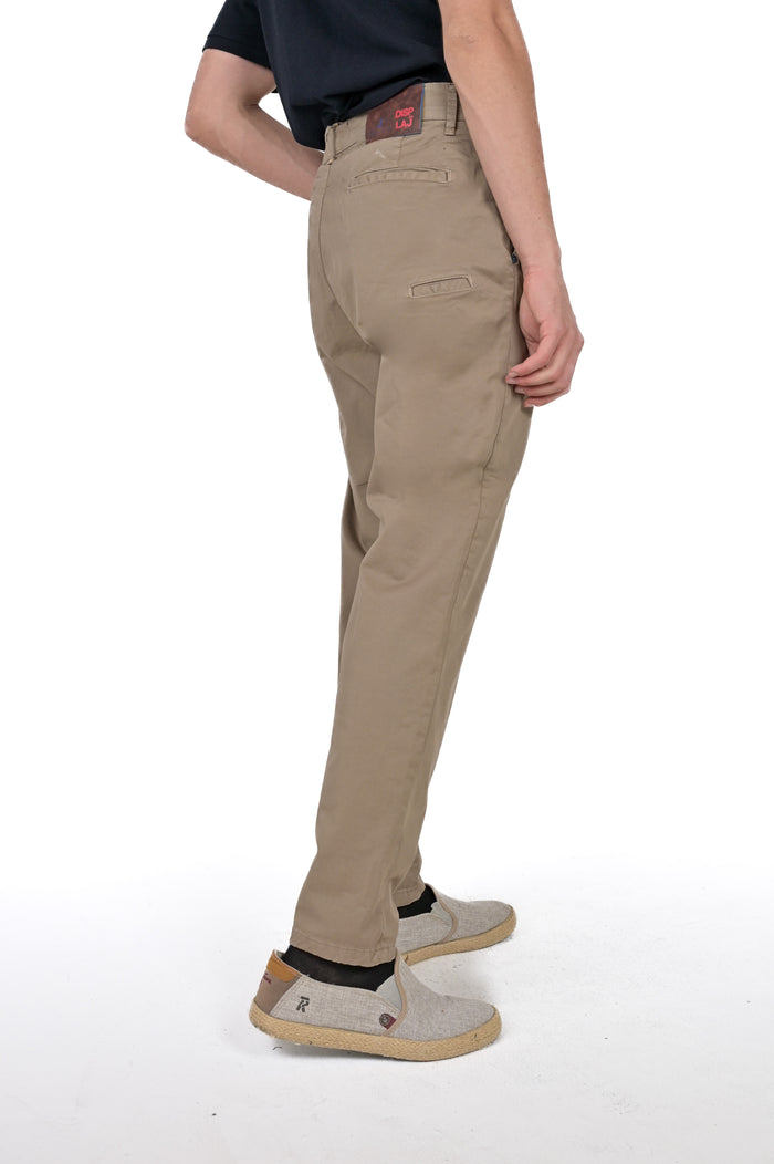 Pantaloni carrot New Private fango SS26