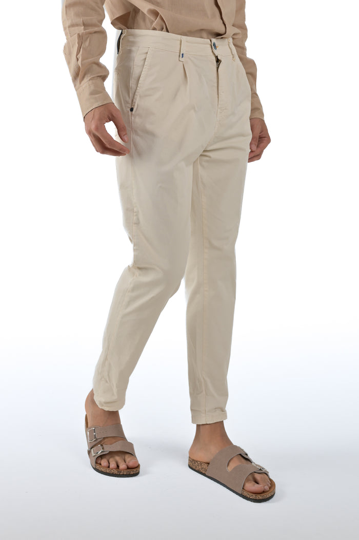 Pantaloni carrot New Private Panna SS26