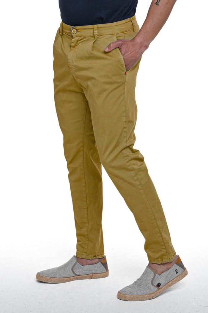 Pantaloni carrot New Private Raso nespola SS26