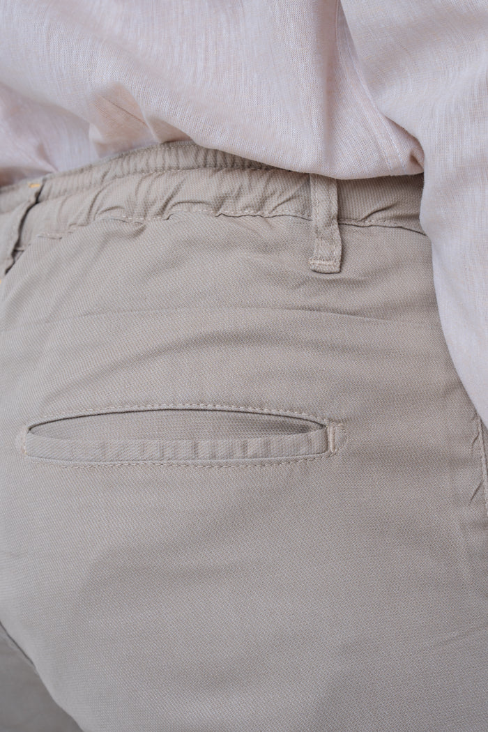 Pantaloni in cotone regular Different Open SS25