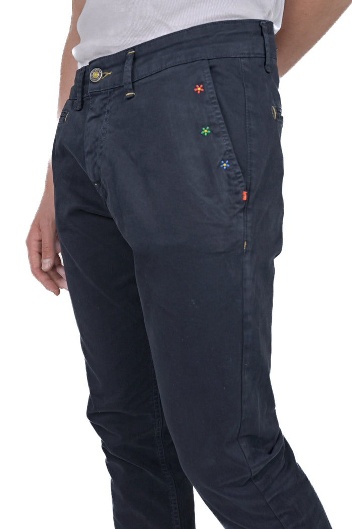 Pantaloni in cotone slim Kinos Ricamo FW24/25