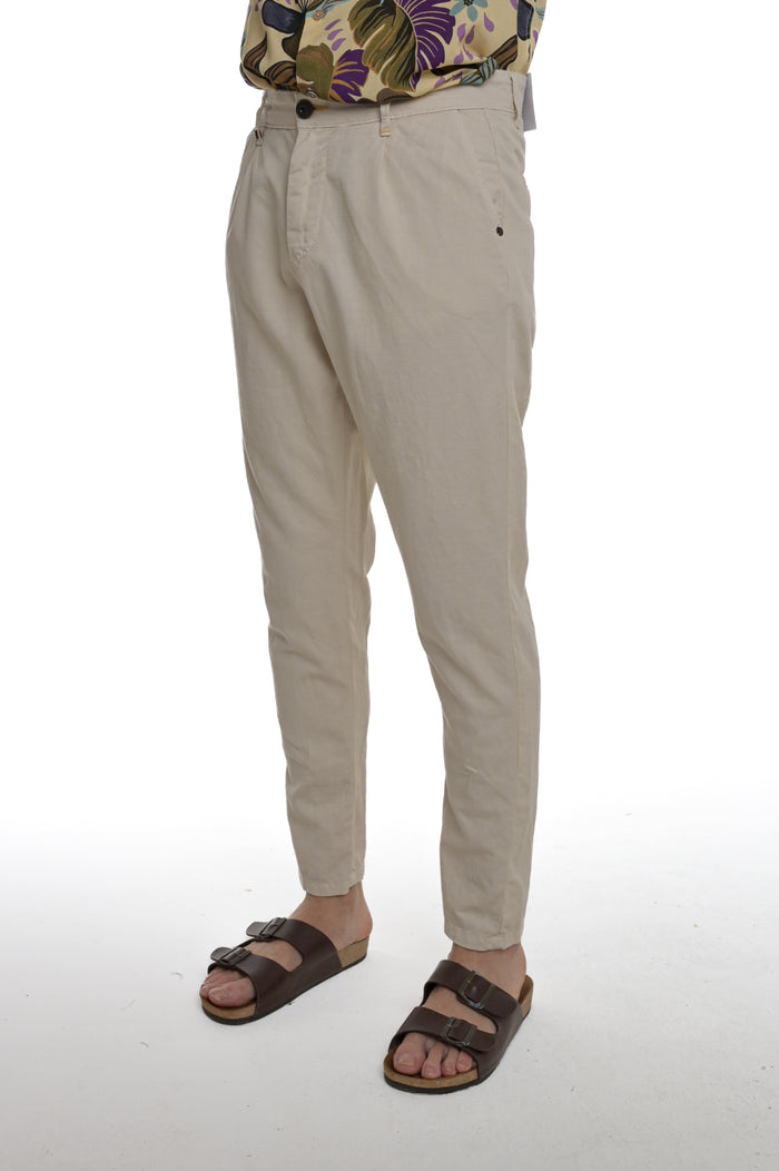 Pantaloni in lino tapered New Private Canarie SS25