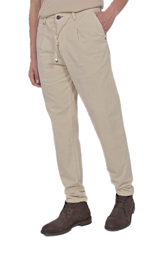 Pantaloni in Velluto Regular Different FW26
