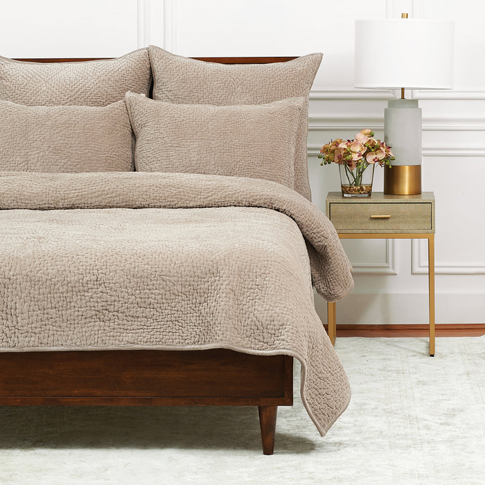 A Vela Standard Sham.